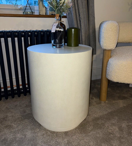 Concrete effect round - , wooden