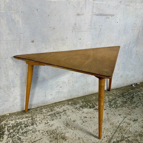 Mid century vintage triangular - mid,